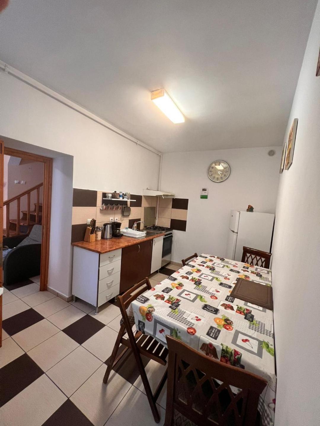 Apartament Simon Braşov Dış mekan fotoğraf